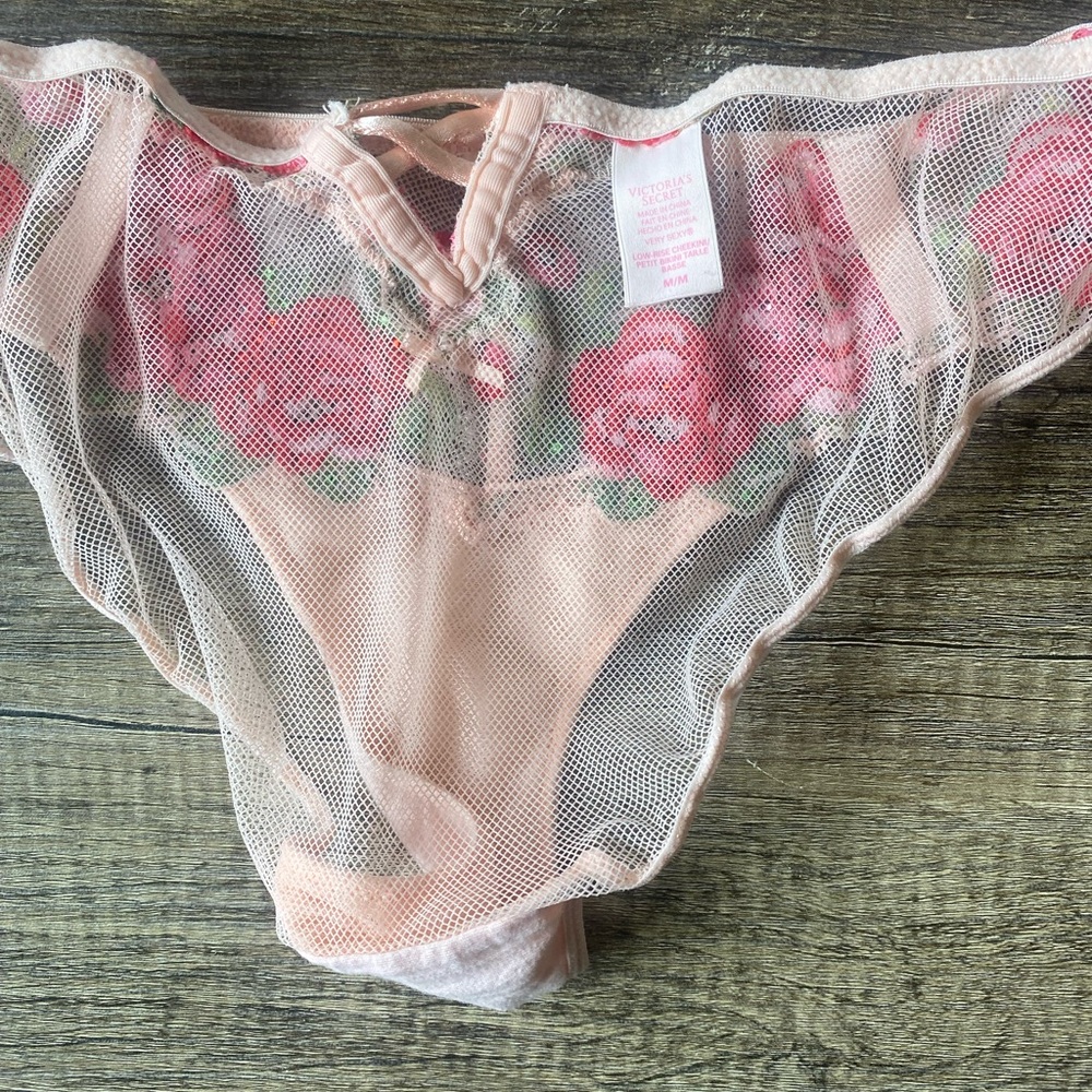 Victoria’s Secret Floral Embroidered Lingerie Set - Pink and Green Size 32C/M - Picture 12 of 17
